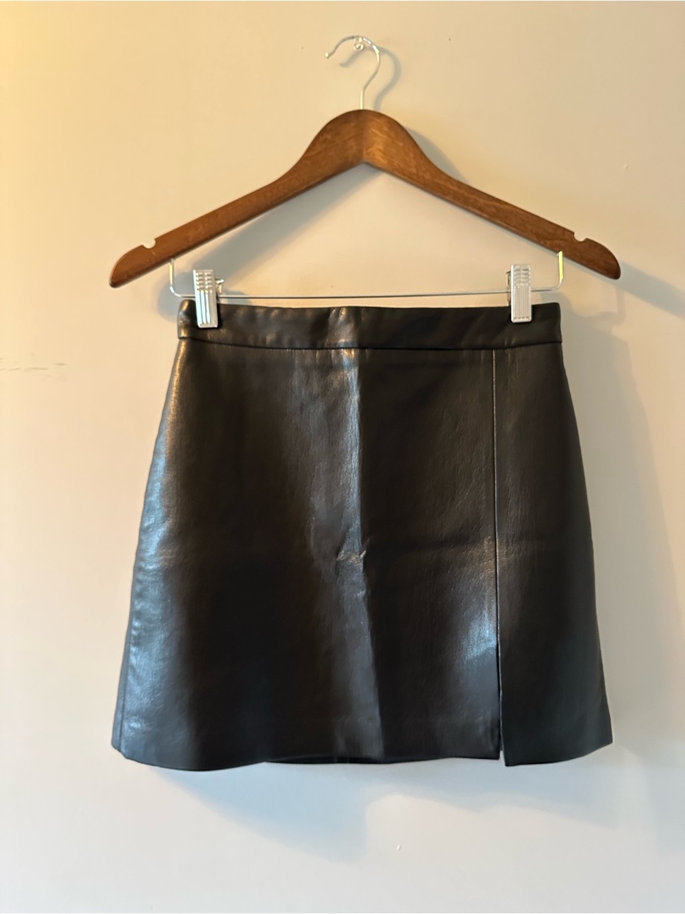 Aritzia Wilfred Black Faux Leather Mini Skirt with Front Slit